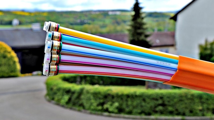 Zeigt Bild von einer Mehrspartenleitung